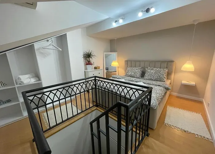 アパート Element *