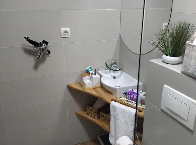 Element アパート