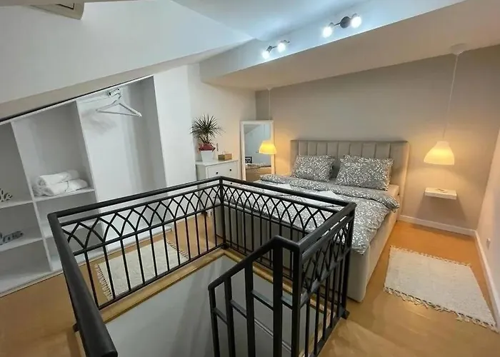 アパート Element *